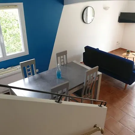 Villa Maison Au Calme Climatisee Avec Jardin A - Provence *