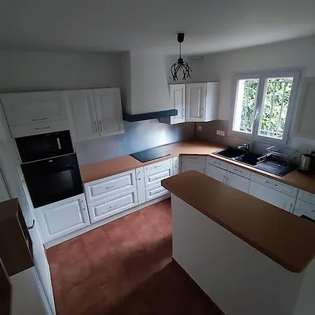 Вилла Maison Au Calme Climatisee Avec Jardin A - Provence Динь-ле-Бен